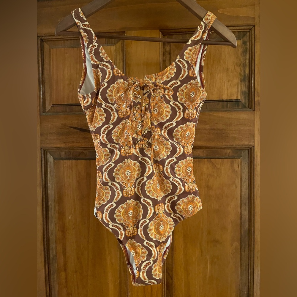 Rhythm adventure swimsuit very stylish size XS